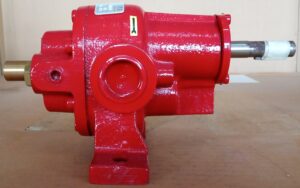 ปั๊มเฟือง CUCCHI MX/BX Series ตัวเรือนสีแดง มุมซ้าย เหมาะสำหรับสูบจ่ายของเหลวและน้ำมัน